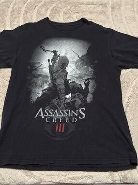 Ubisoft Assassin's Creed III Video Game Connor Kenway Graphic T-Shirt Size M